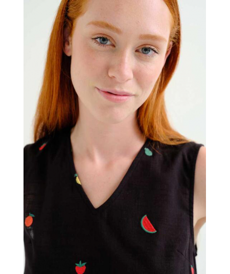 top-negro-fruit-salad-compania-fantastica