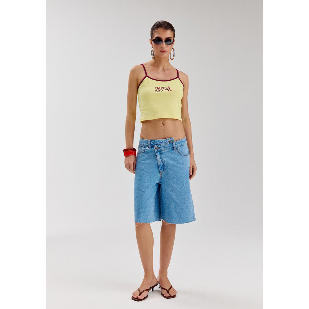camiseta-crop-cally-tirantes-logo-harperyve