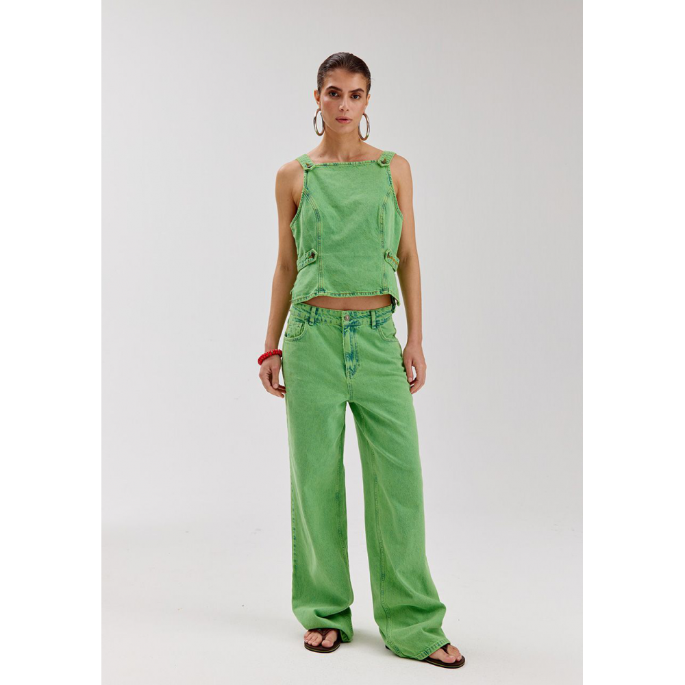jeans-en-verde-pierna-suelta-de-harper