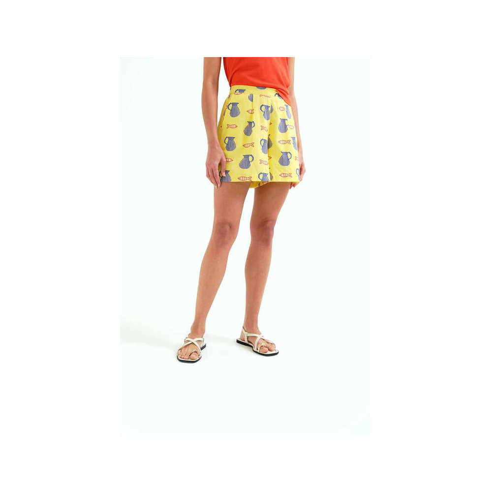 short-con-estampado-compania-fantastica