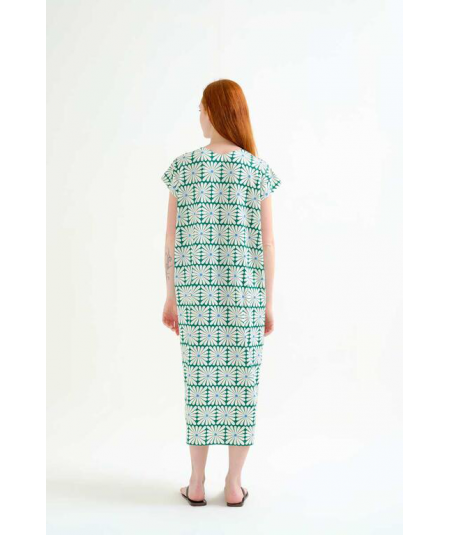 vestido-kaftan-floral-verde-compania-fantastica