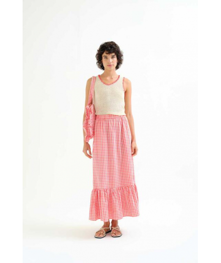 falda-larga-a-cuadros-rojos-compania-fantastica
