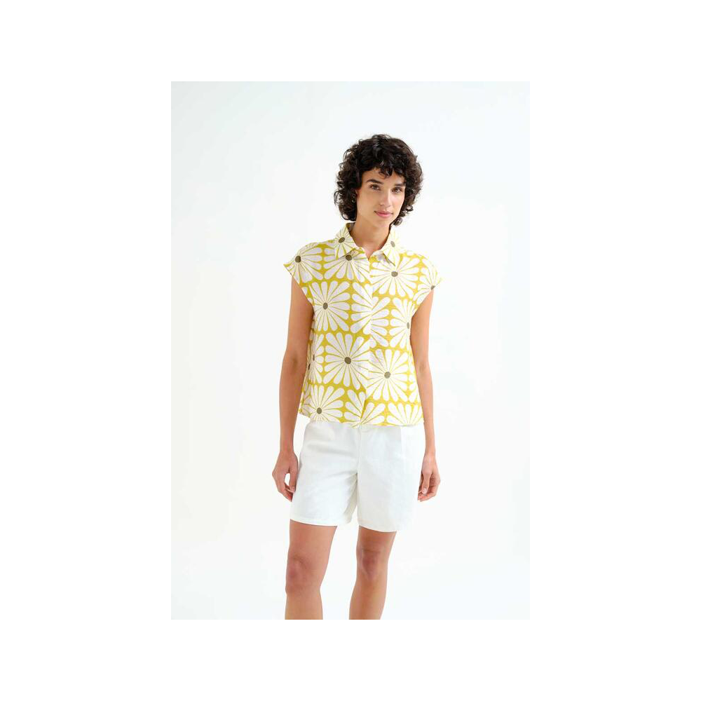 camisa-flor-amarilla-compania-fantastica