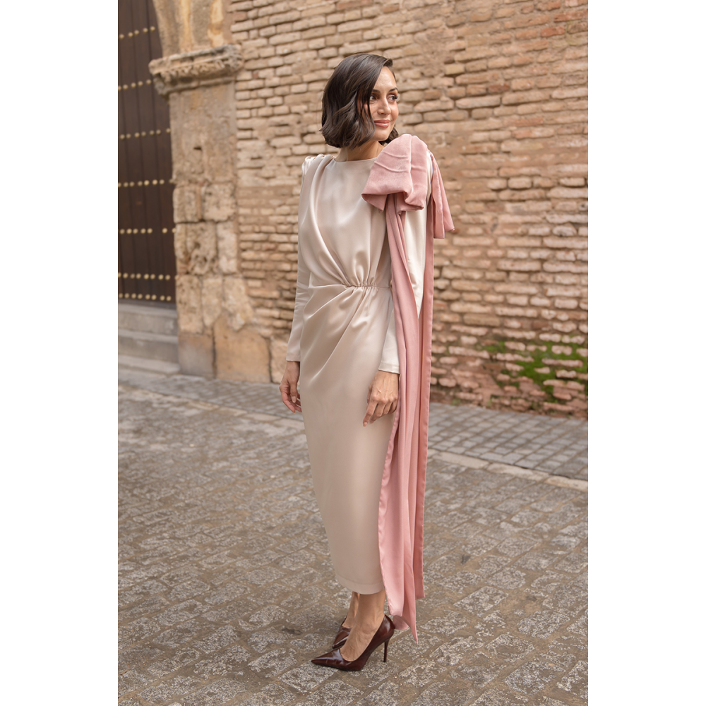 vestido-anya-lazo-rosa-hombro-blanca-martin