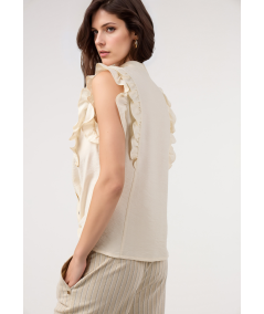 blusa-lisa-volantes-hombros-merletti