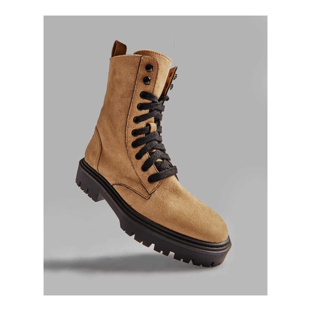 botin-ante-con-cordones-corina