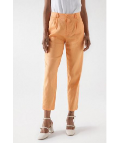 chino-de-lino-slim-fit-salsa