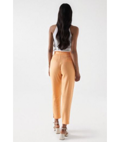 chino-de-lino-slim-fit-salsa