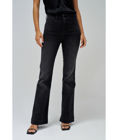 vaqueros-faith-push-in-flare-salsa